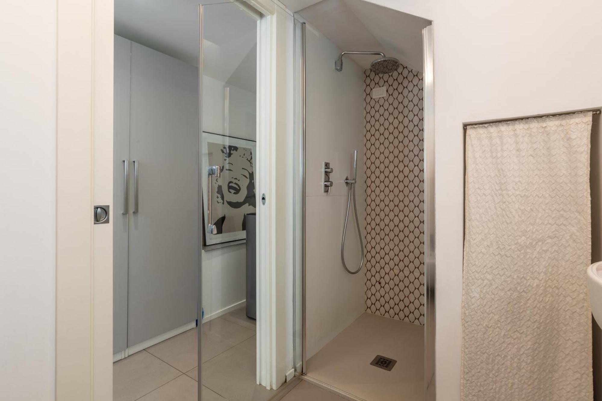 Cozy Room In The Heart Of Como Exterior foto