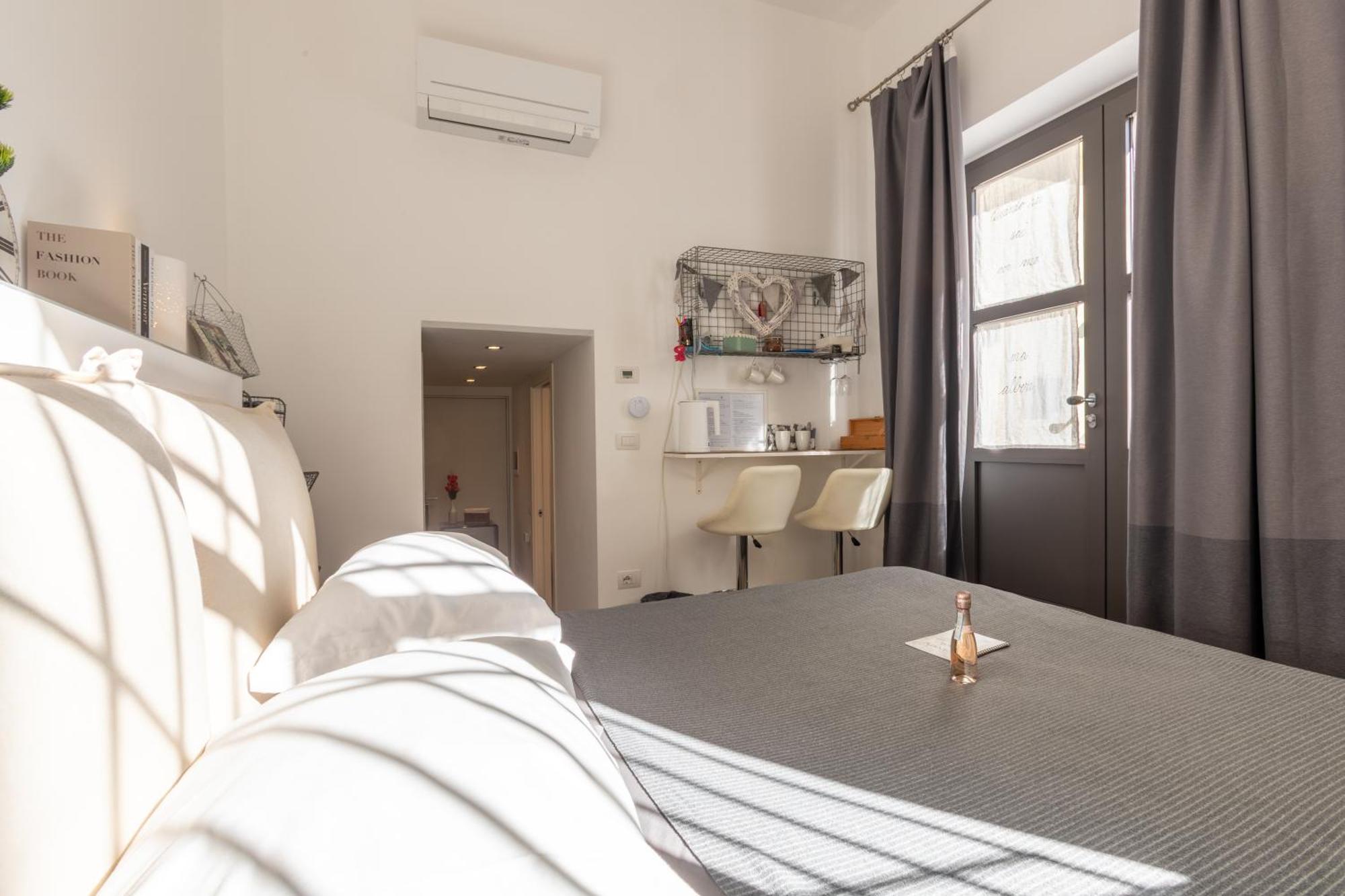 Cozy Room In The Heart Of Como Exterior foto