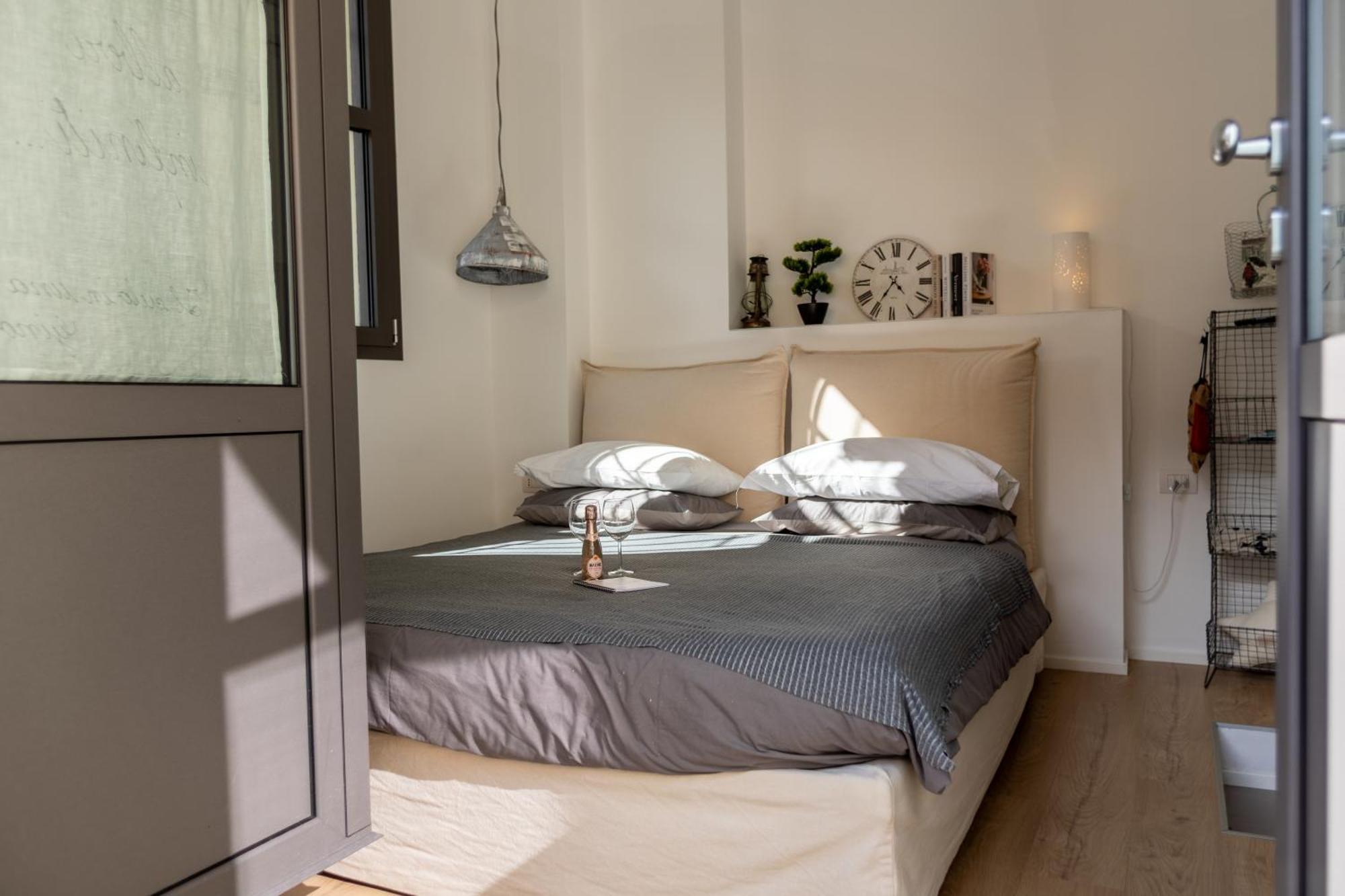 Cozy Room In The Heart Of Como Exterior foto