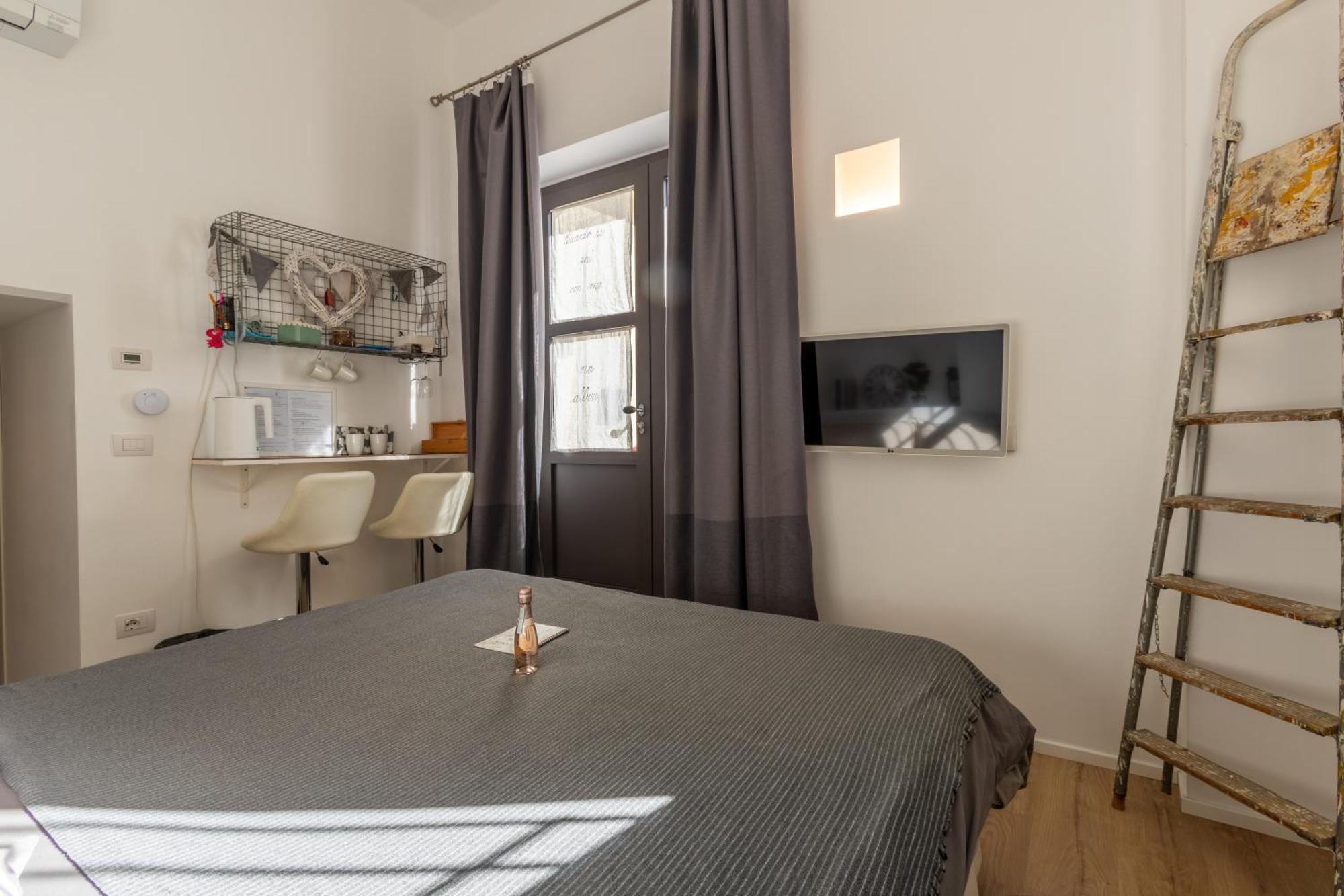 Cozy Room In The Heart Of Como Exterior foto